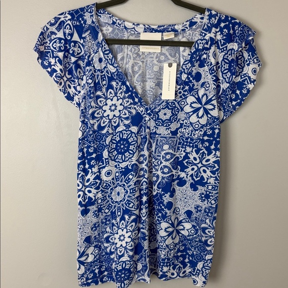 NWT Anthropologie Maeve Blue and White Floral T Shirt - M - Picture 2 of 10